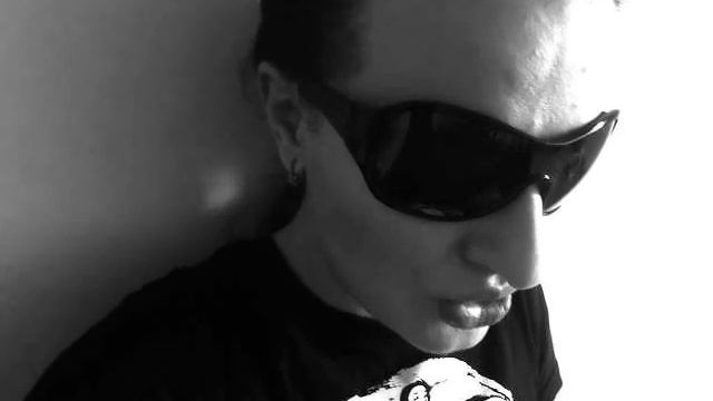 андрей родионов "Ночью около детсада..." смотреть онлайн