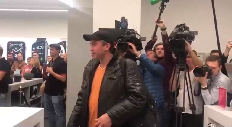  Купил место за 150 тысяч, а денег на новый iPhone не осталось смотреть онлайн