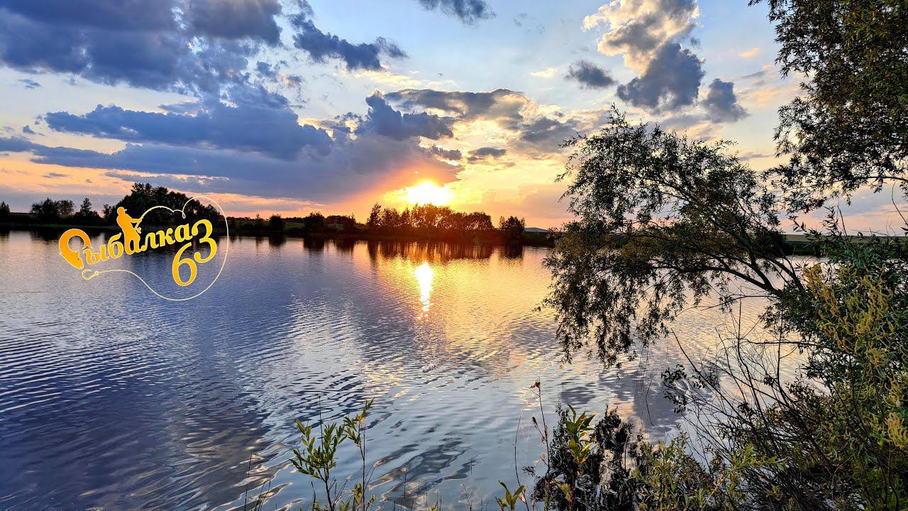 ВЕЧЕРНЯЯ РЫБАЛКА НА ОЗЕРЕ. ЛОВЛЯ ЩУКИ НА СПИННИНГ С БЕРЕГА смотреть онлайн