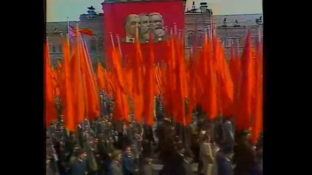 Лучшие кадры первомайской демонстрации в Советском Союзе