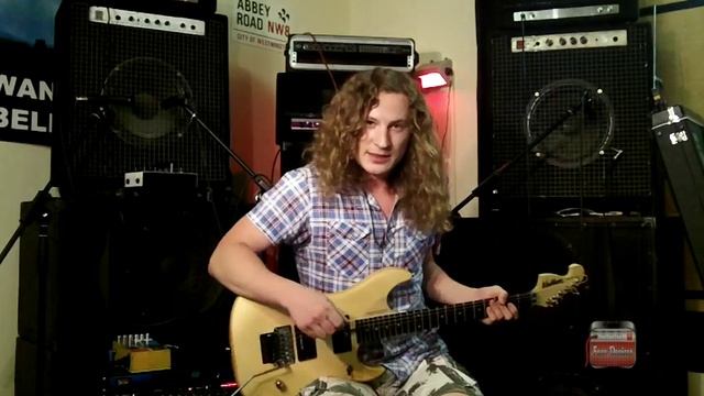 Guitar feedback / Обратная связь на электрогитаре. смотреть онлайн