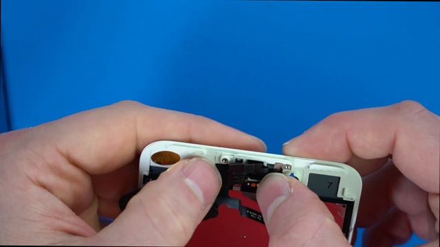 How to Fix an iPhone with a Swollen Battery смотреть онлайн