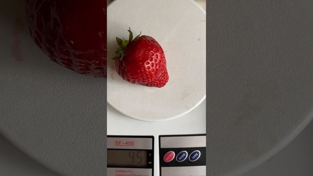 Размер клубники Дарселект 14 июня 2023 г. смотреть онлайн