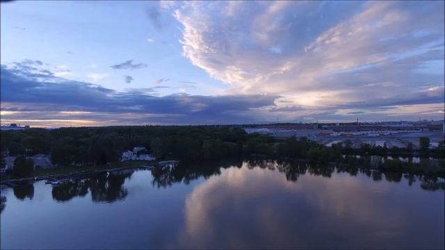 Drone Conematic of the Sky and River смотреть онлайн