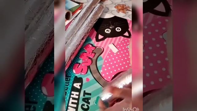 Поделка ко Дню Космонавтики. Ракета-носитель из втулок и фольги. смотреть онлайн