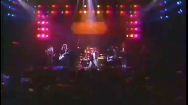 Roger Daltrey - Hearts of Fire (1987, Remastered Music Video) смотреть онлайн
