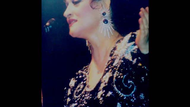 Warda Al Djazairia - Harramt Ahebbak смотреть онлайн
