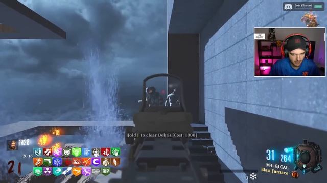 THE INFINITELY TALL TOWER ZOMBIES. смотреть онлайн