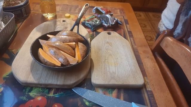 Батат- сладкий картофель, запеченный в духовке.Вкусно ,полезно,просто. смотреть онлайн