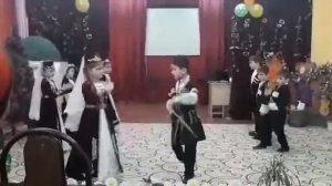 НАЦИОНАЛЬНЫЙ ИНГУШСКИЙ ТАНЕЦ .ДОЛАКОВСКИЙ ДЕТСКИЙ САД "ЗАМОК ДЕТСТВА"ВИДЕО МАККИ ЧАПАНОВОЙ