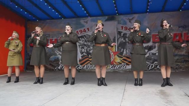 Казаки. Народный вокальный ансамбль "Ваталинка" ДК ГАЗ смотреть онлайн