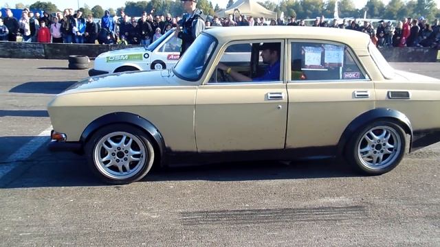 Драг Ровно 2017. Москвич V6? 2.? vs Golf mk2 gti смотреть онлайн