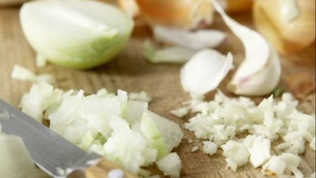 Пицца с грибами и сыром рецепт. Простая пицца в домашних условиях. смотреть онлайн