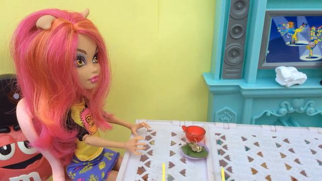 Stop-motion: Сходила в ресторан... смотреть онлайн
