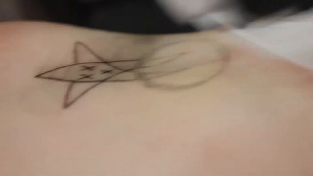 Stick and Poke Tattoo Part II смотреть онлайн