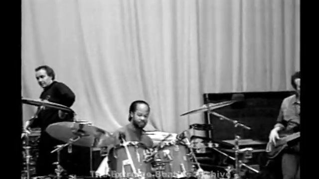 PAUL McCARTNEY & Band (Hamish, Robbie, Linda, Wix, Blair) “go Together Well” On The Beatles MICHELL