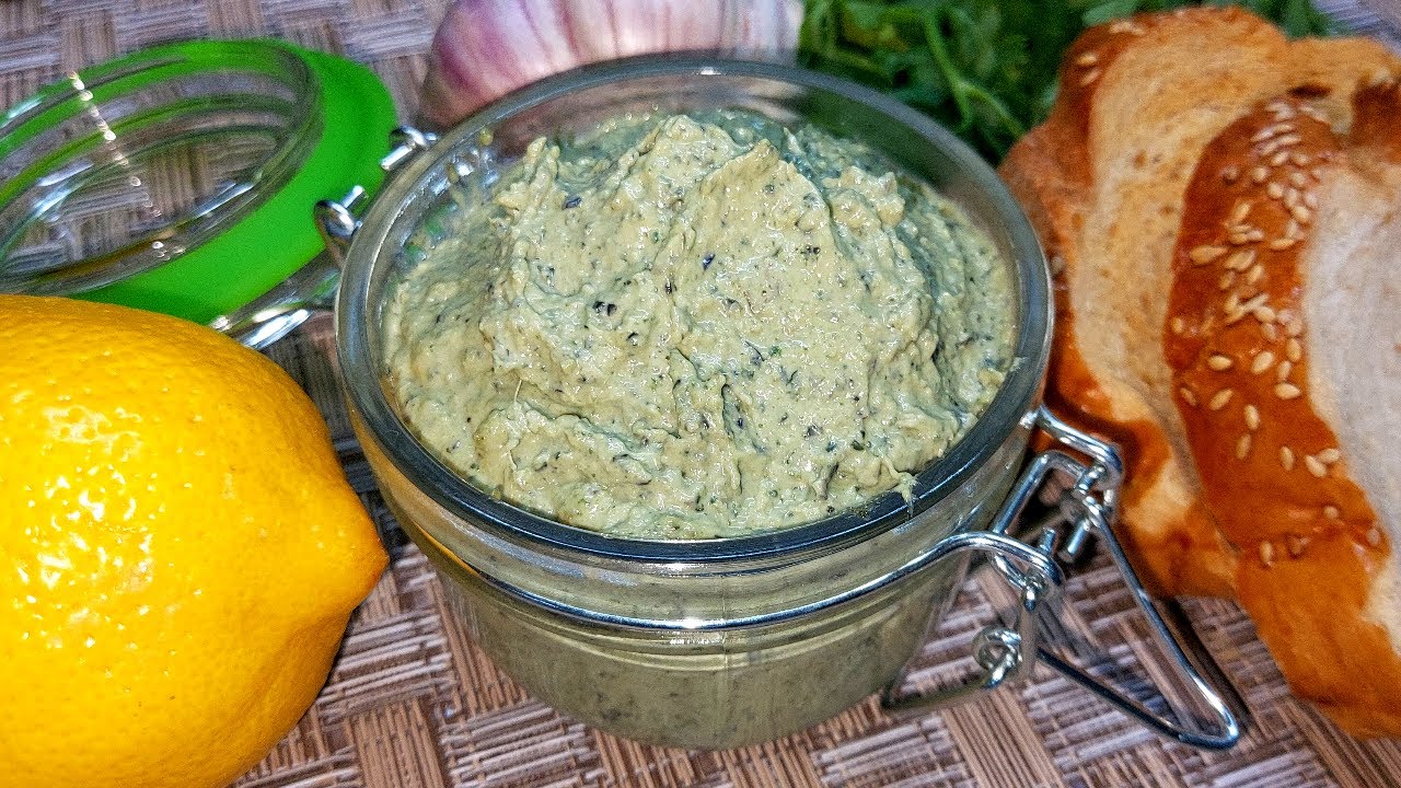 Приготовила бюджетный Песто. Всем понравилось. Намазка из Базилика на хлеб или с макаронами. смотреть онлайн