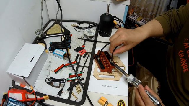 Making DIY Electric Outboard Engine for Intex Challenger 3 Boat смотреть онлайн