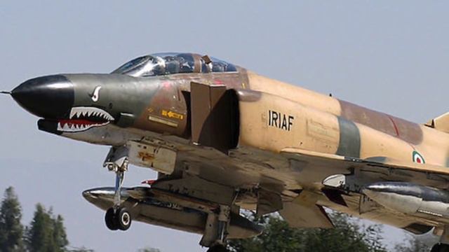 IRANIAN F 4 PHANTOM vs AMERICAN F 22 RAPTOR - THE SITUATION WILL GET REPEATED AGAIN ! смотреть онлайн
