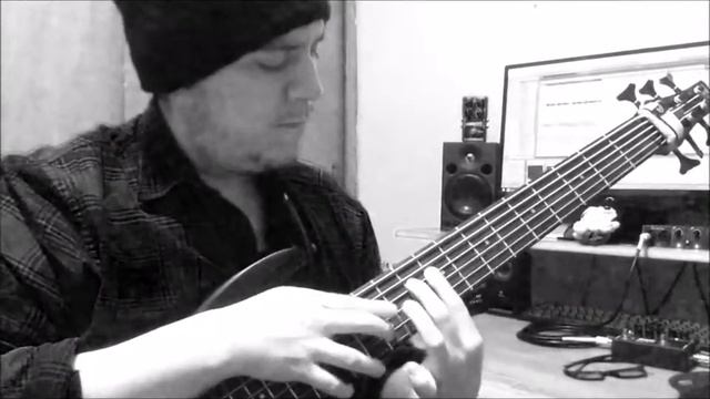 Aria (From piano to bass tapping) смотреть онлайн