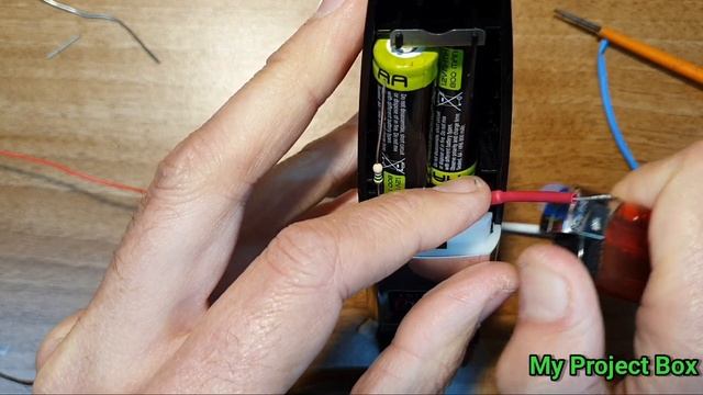 USB phone charger hack for beard trimmer #ElectronicsCreators смотреть онлайн
