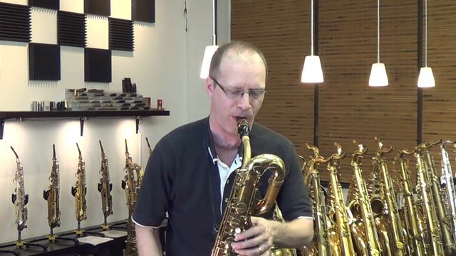 Selmer bari sax #243k Low Bb смотреть онлайн