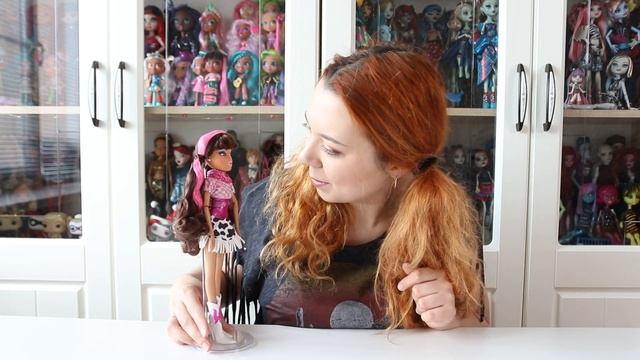 Отправляемся на ранчо вместе с Ясмин | Bratz Costume Bash | Обзор и распаковка куклы смотреть онлайн