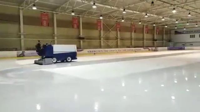 Zamboni Заливка льда