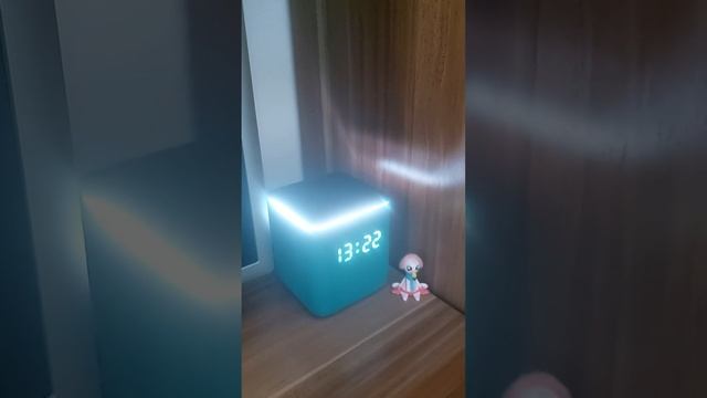 ночник на колонке яндекс станция миди смотреть онлайн