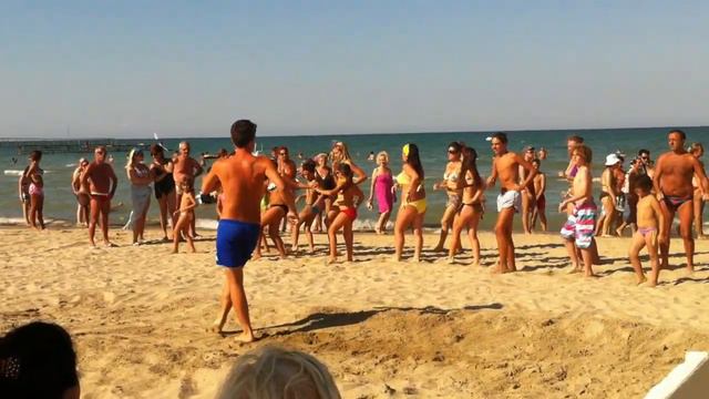 PINTA - BEBA - SPIAGGIA смотреть онлайн