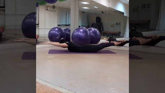 PILATES . Комплекс упражнений для укрепления мышц спины смотреть онлайн