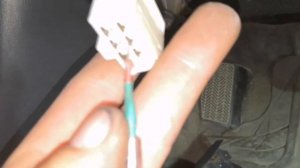 Установка, подключение кнопки СТАРТ-СТОП на Toyota Corolla, на которой стоит сигналка с автозапуско