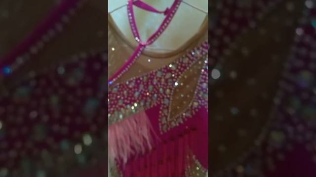 Купальник для художественной гимнастики. смотреть онлайн