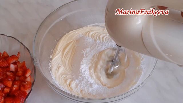 Торт КЛУБНИЧКА! Фантастически Вкусный торт БЕЗ ДУХОВКИ! Бисквит на Сковородке! смотреть онлайн
