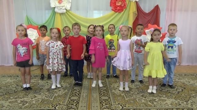 Песня "В траве сидел кузнечик" муз. В. Шаинского, сл. Н. Носова смотреть онлайн