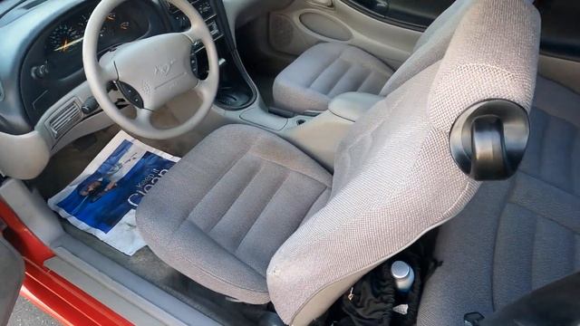 1996 Ford Mustang V6 Automatic 96k Miles Walk Around & Start Up смотреть онлайн