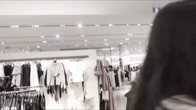 VLOG: SHOPPING FUN || BREAKING IN THE CHANGING ROOM