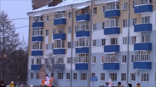 Нашествие Дедов Морозов Рыбинск 2016 год Появление автоколонны смотреть онлайн