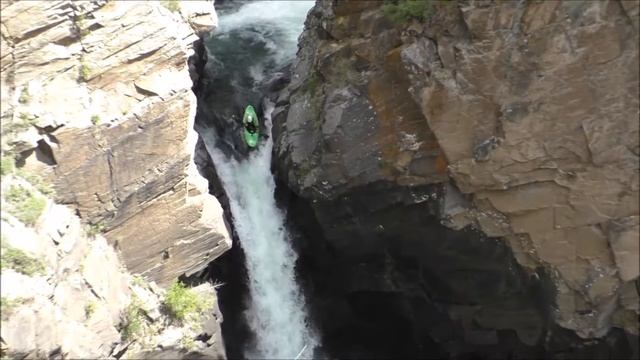 Capucine 2015 whitewater kayaking recap - Norway Russia Zambeze Sweden смотреть онлайн