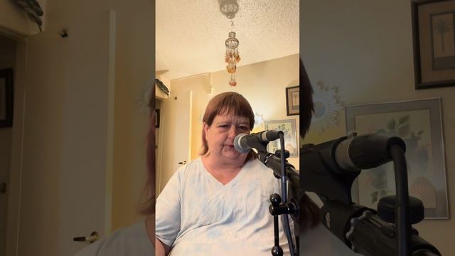 Acoustic version of Hand In My Pocket COVER by Julie Walters in 2024 смотреть онлайн