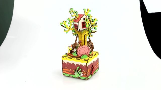 Музыкальная шкатулка конструктор DIY Music Box Домик на дереве Tree House смотреть онлайн