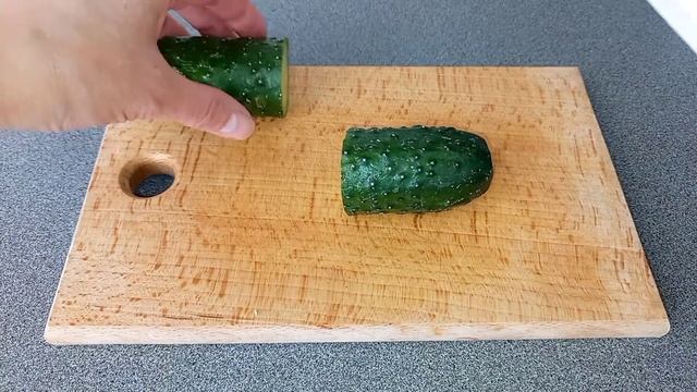 Хрустящий салат с сыром и ветчиной. Рецепт простого салата на праздник и на каждый день смотреть онлайн