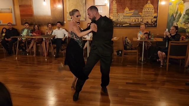 Anna Elisa & Sávio Menezes (3/3) - La vi llegar - Pugliese - Milonga ACDC смотреть онлайн