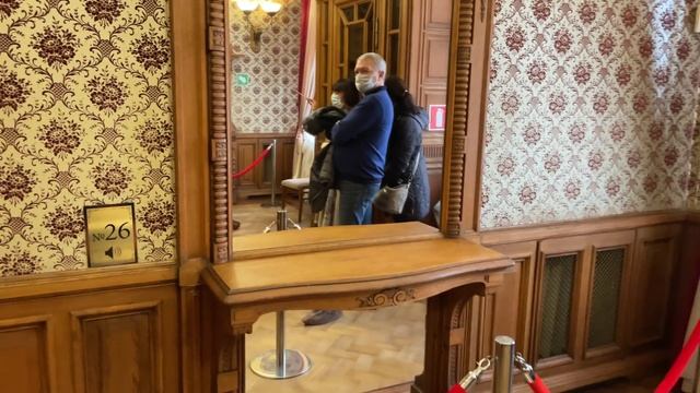 Дворец в Крыму. Что происходит с погодой. Массандровский Пляж в Ялте завезли ЩЕБЕНЬ Показываю ПРАВДУ смотреть онлайн