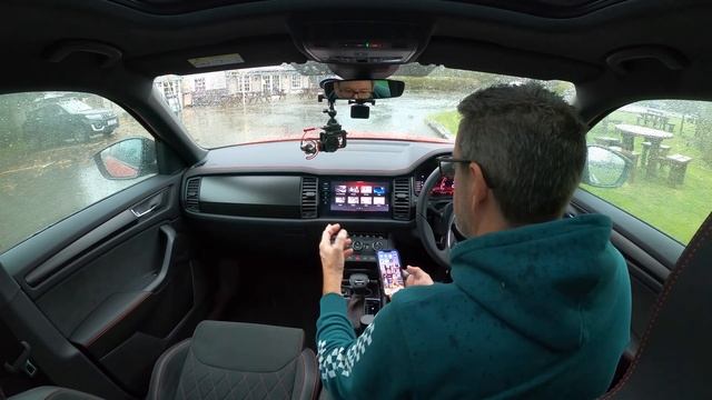 Škoda Kodiaq vRS - Horrendous weather put it to the ULTIMATE test ! | 4K смотреть онлайн
