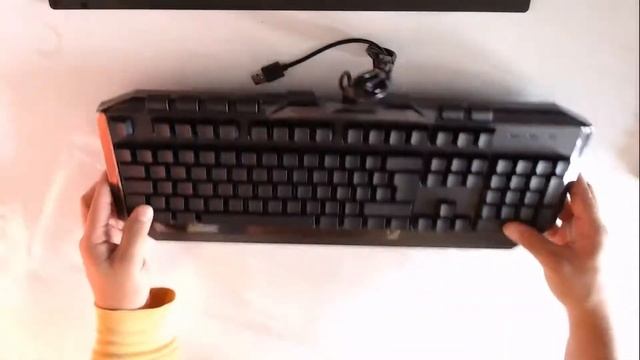 ¿DÓNDE comprar un PC GAMING en COLOMBIA? Le COMPRO un PC GAMER a mi AMIGO, 2020 смотреть онлайн