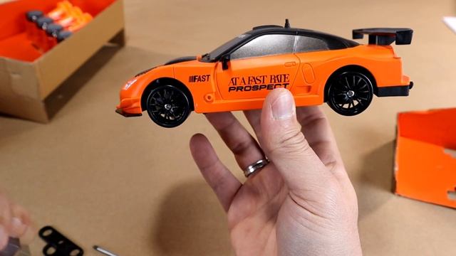 Low Cost Nissan GTR R35 Beginner RC Drift Car Full Review - Unboxing, Details & Drifting смотреть онлайн