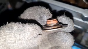 ЗМЗ-409, дымит, жор масло, один из причин.