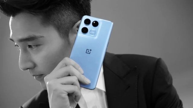 OnePlus ACE Racing Edition.