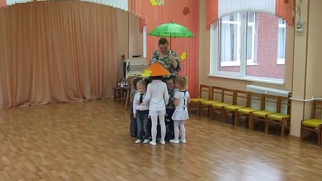 Игра с зонтиком (группа "Светлячки" д/с№28) смотреть онлайн